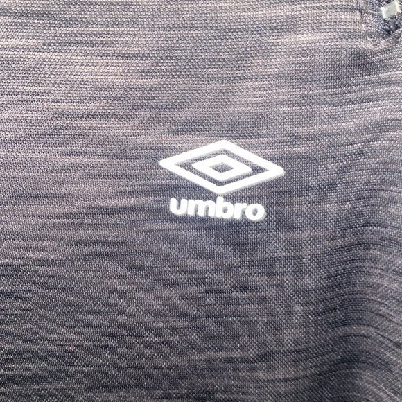 Umbro Top Fleece-Lined 1/4 Zip performance base layer thumb hole Size M - Picture 10 of 11